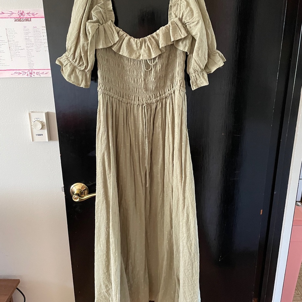 Amazon Green Off-Shoulder Puff Sleeve Sundress